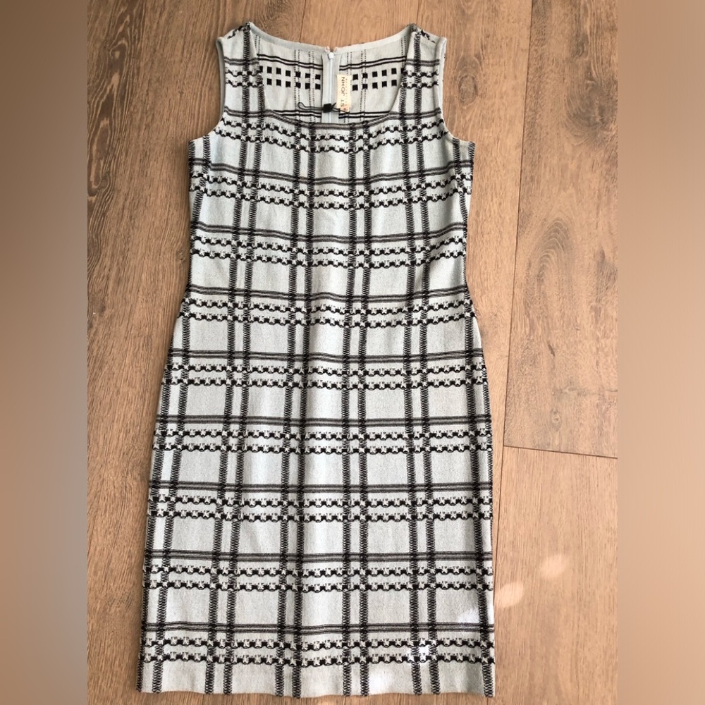 St. John Dresses